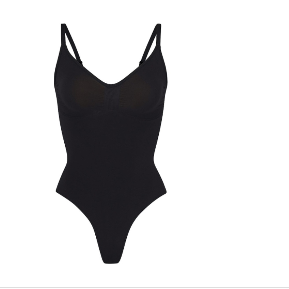 Skims Seamless Sculpt Thong Bodysuit